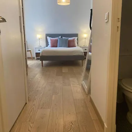Appart. 100m², 4 Pieces, 2 Salle De Bains, Calme.